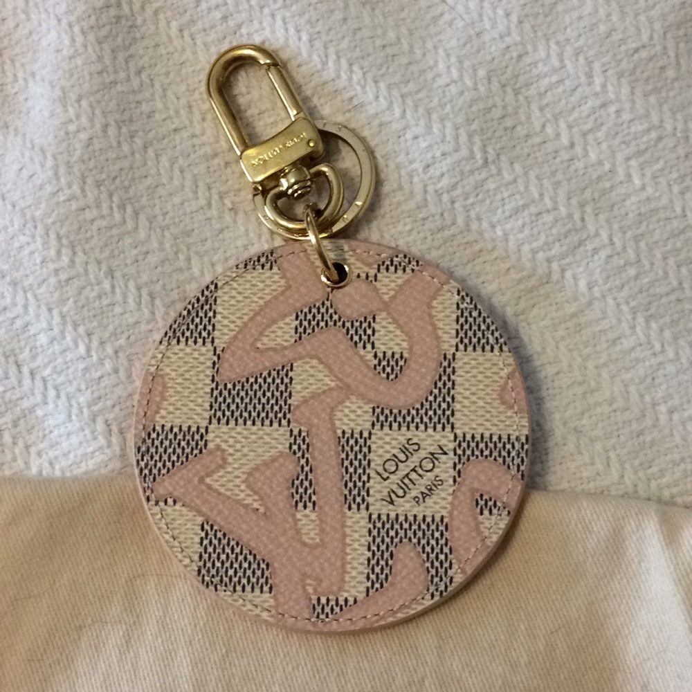 BNWT Louis Vuitton Bag Tag